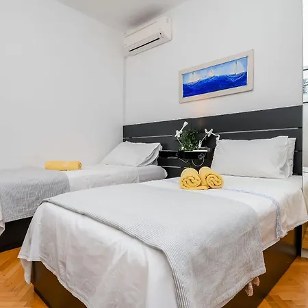 Willa Fermaj Donji Okrug (Ciovo)